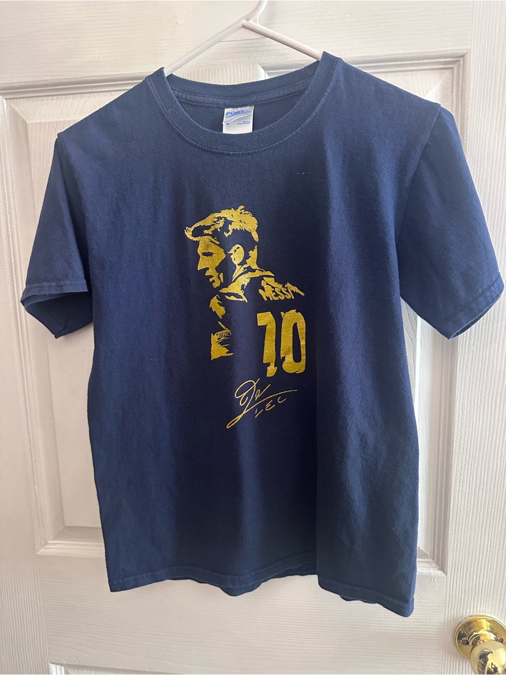 Messi Soccer Navy Blue T shirt Boys Size Large